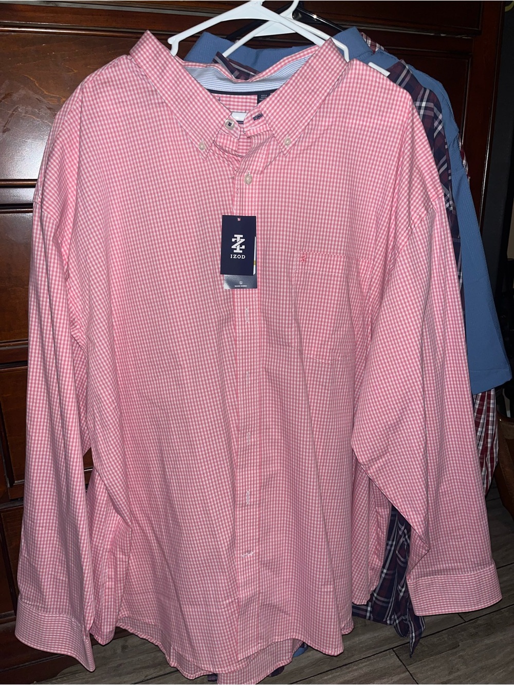 Izod Men’s Pink Gingham Button-Down Shirt